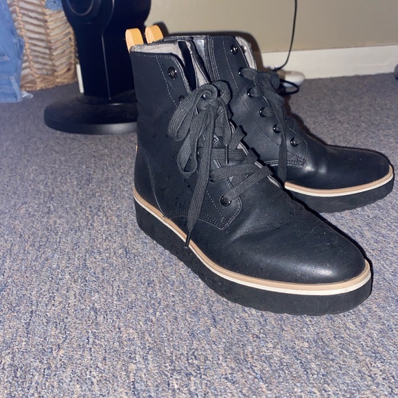 Dr Shcolles boots - Picture 8 of 8